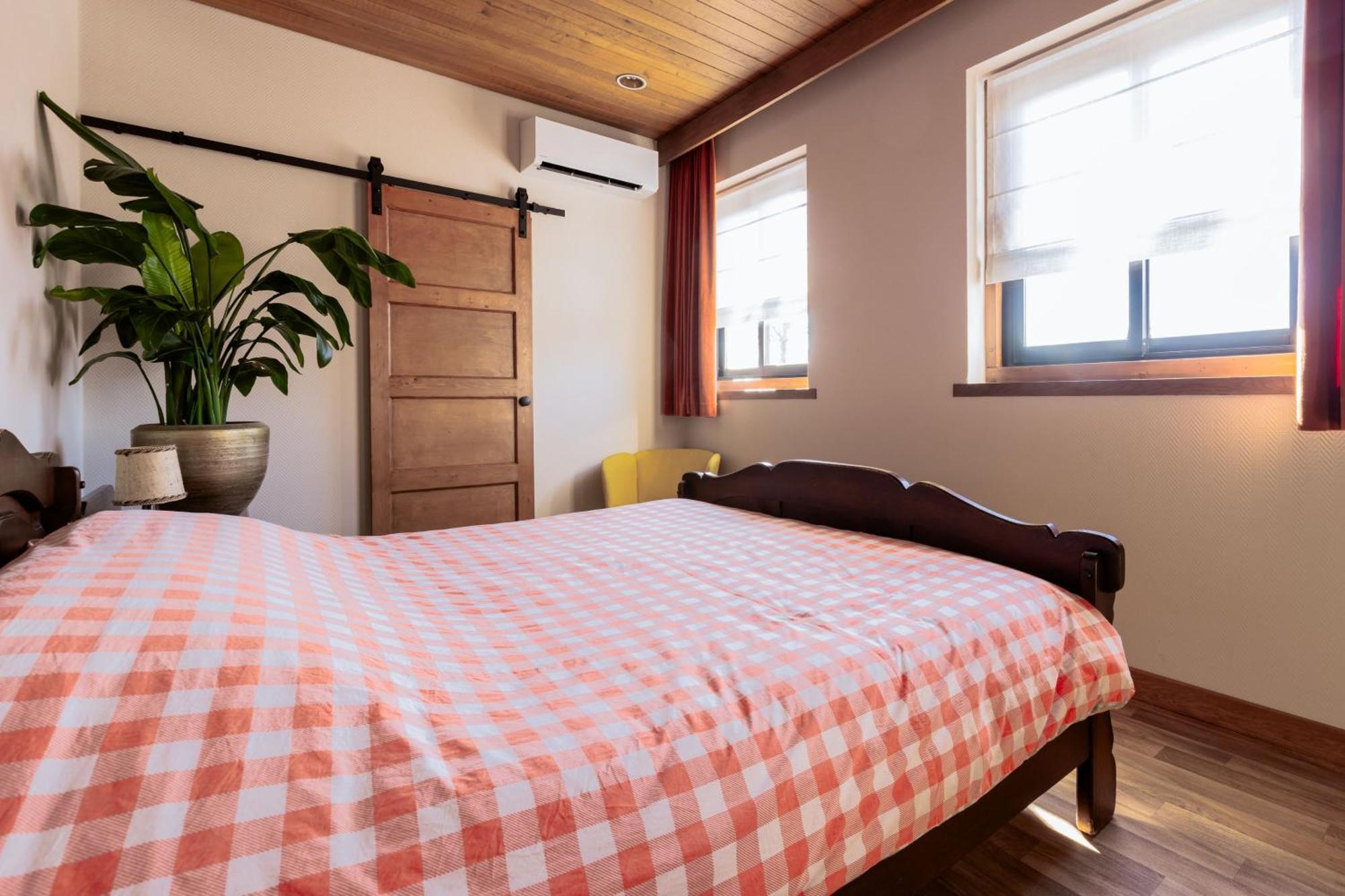 Vino Grando 'T Klooster Bed & Breakfast Odiliapeel Exterior photo